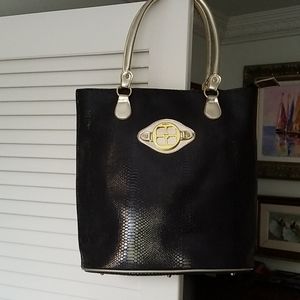 IMAN Tote